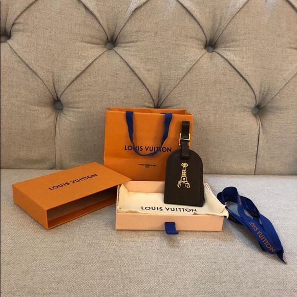 Louis Vuitton Handbags - Louis Vuitton Large Luggage Tag - Rare Stamp!!